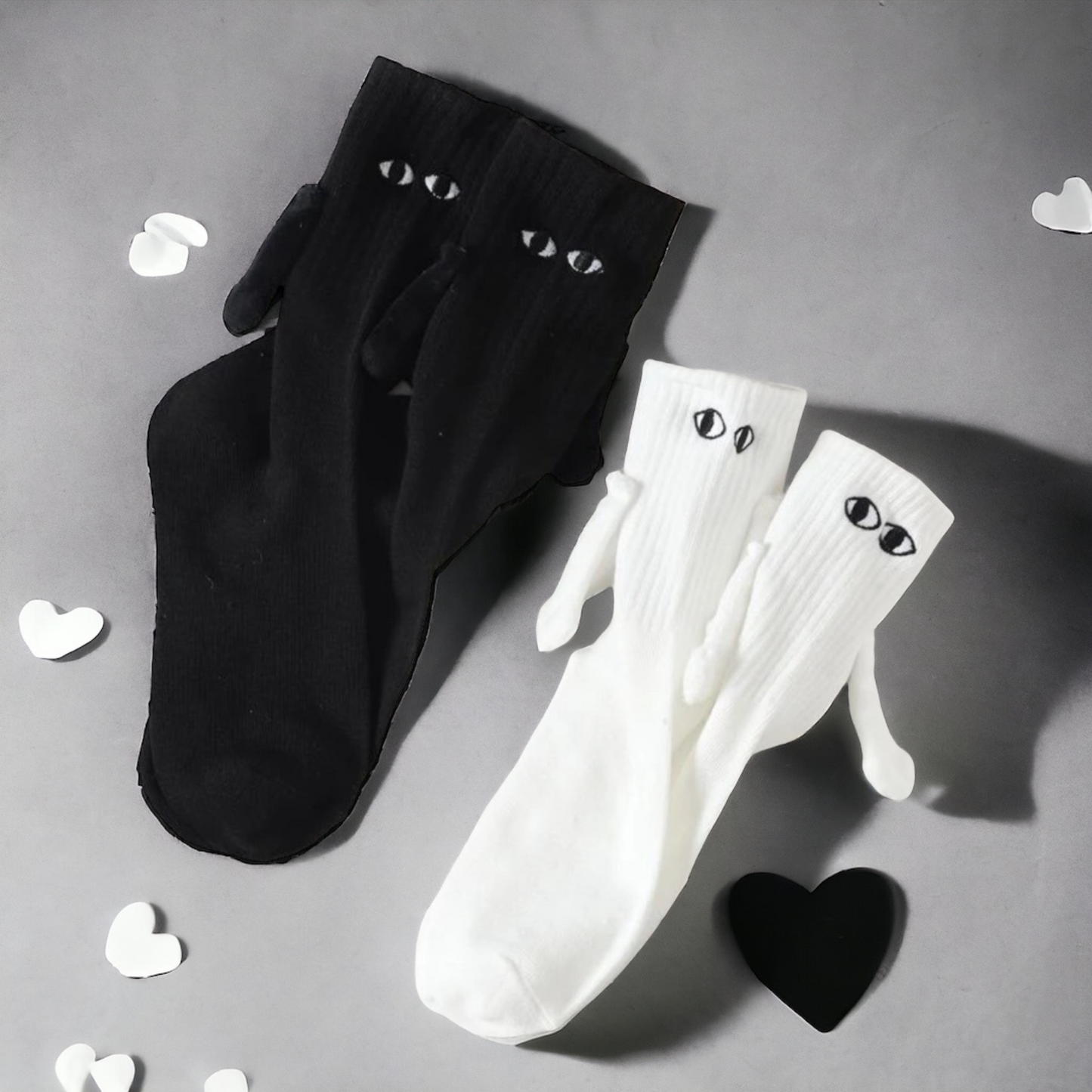 2 Pairs Black and White Super Cute Romantic Magnetic Holding Hands Socks