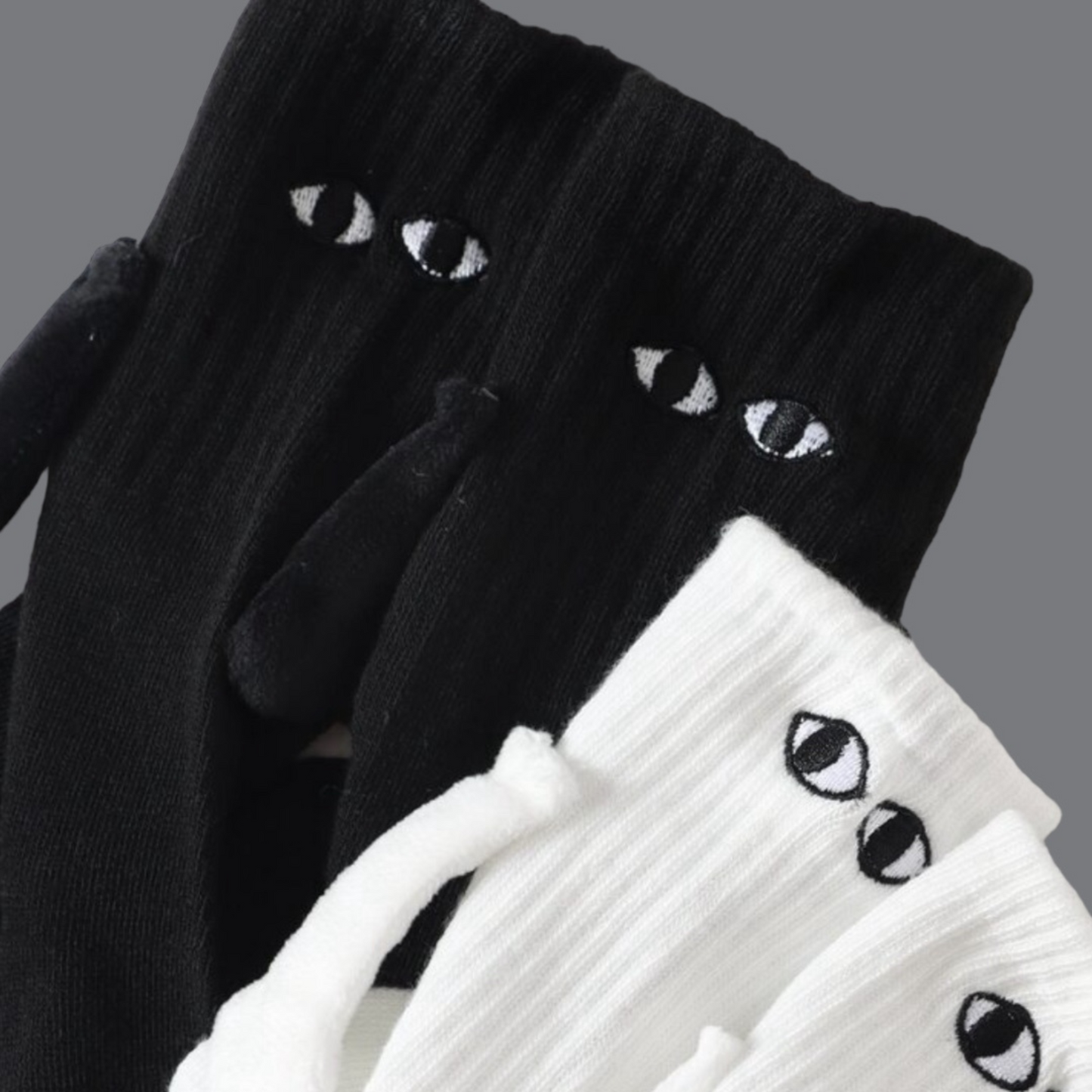 2 Pairs Black and White Super Cute Romantic Magnetic Holding Hands Socks